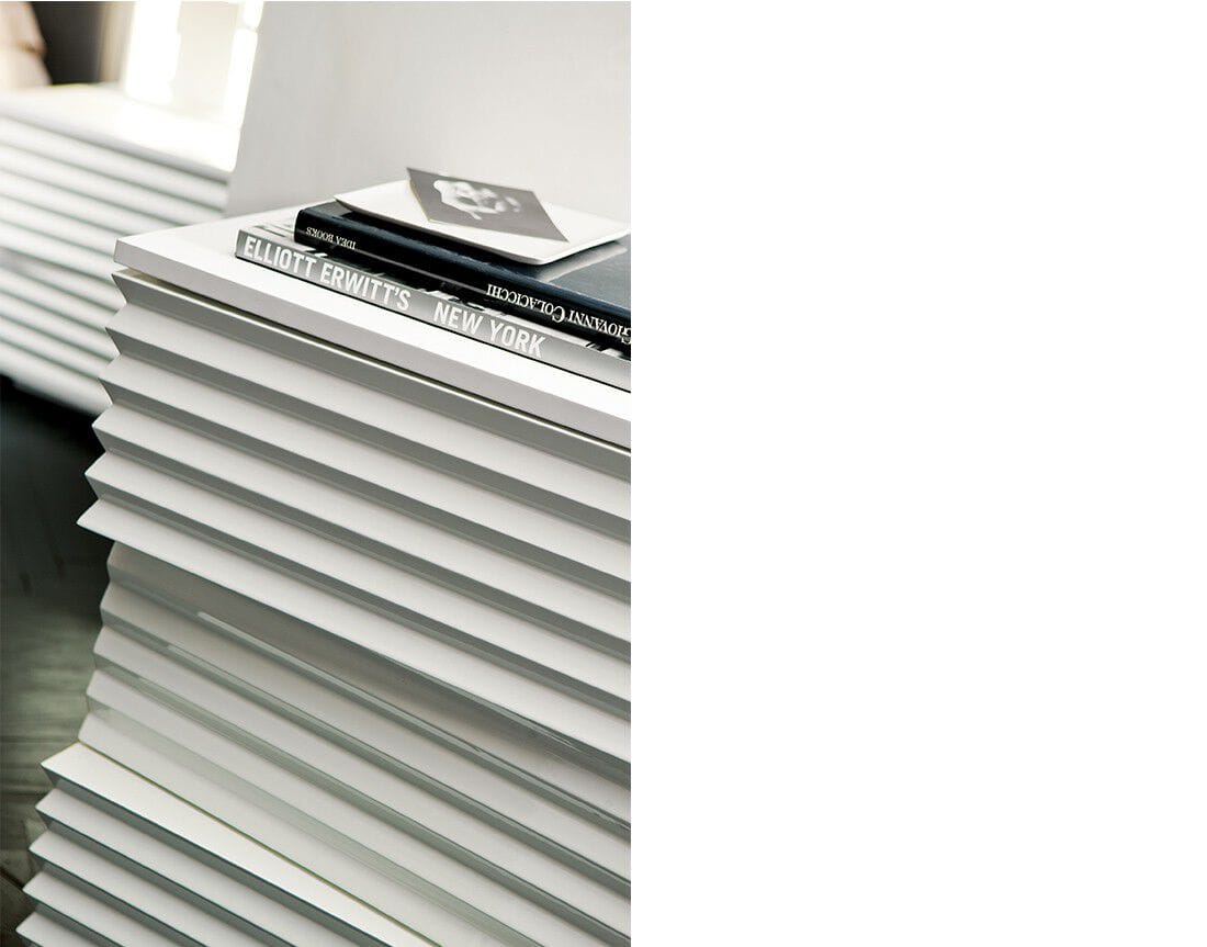 Деревянная тумбочка с ящиками Pacini & Cappellini ARCH-00058758 - Вид №1