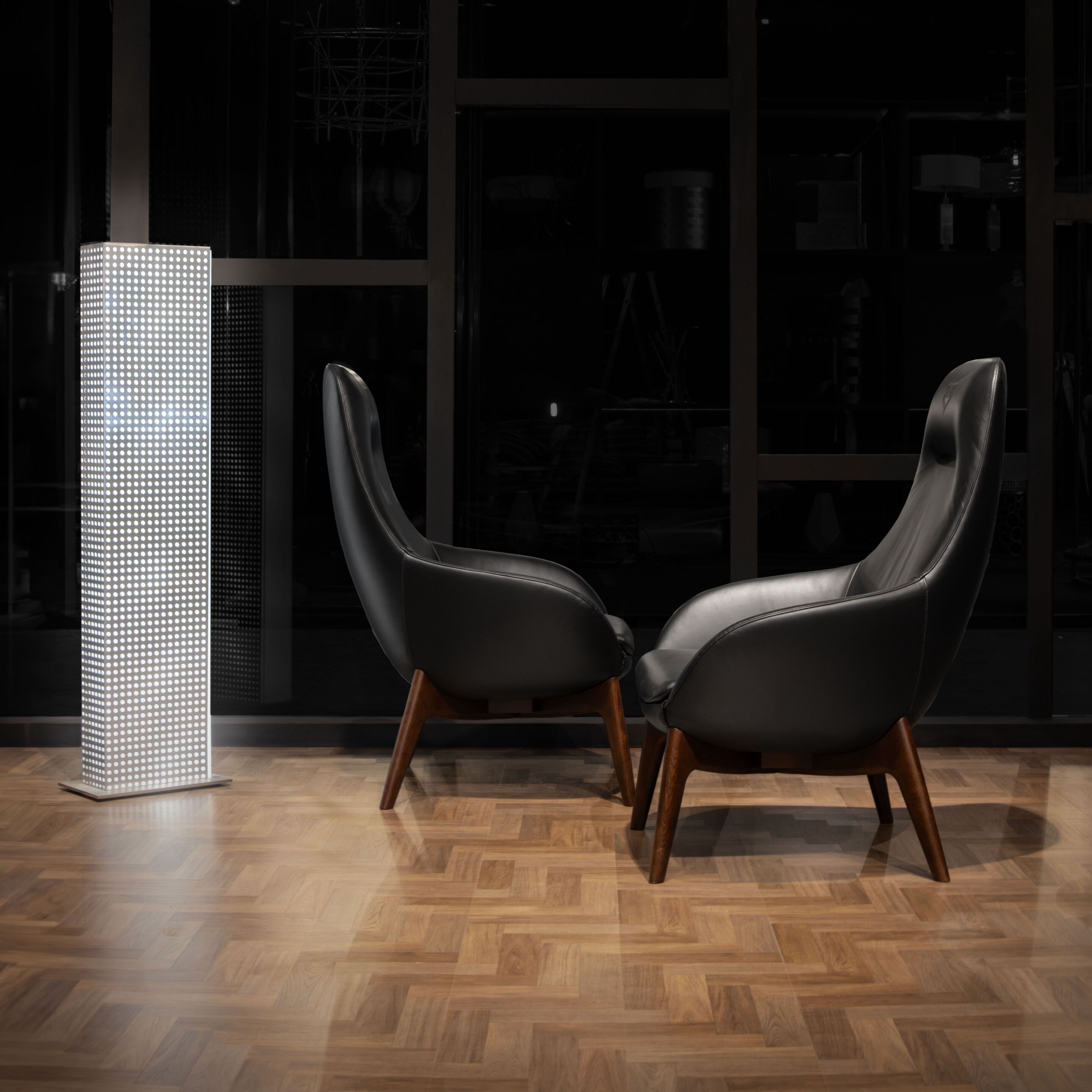 Кожаное кресло с высокой спинкой Wayne Enterprises Home Collection WE-130 ARCH-00133552 - Вид №1