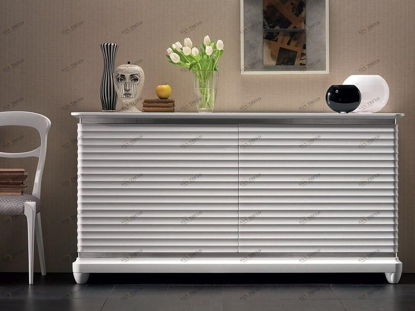 Cantiero Буфет из лакированного массива с распашными дверцами Elettra day El202