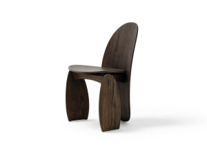 Деревянный стул без подлокотников