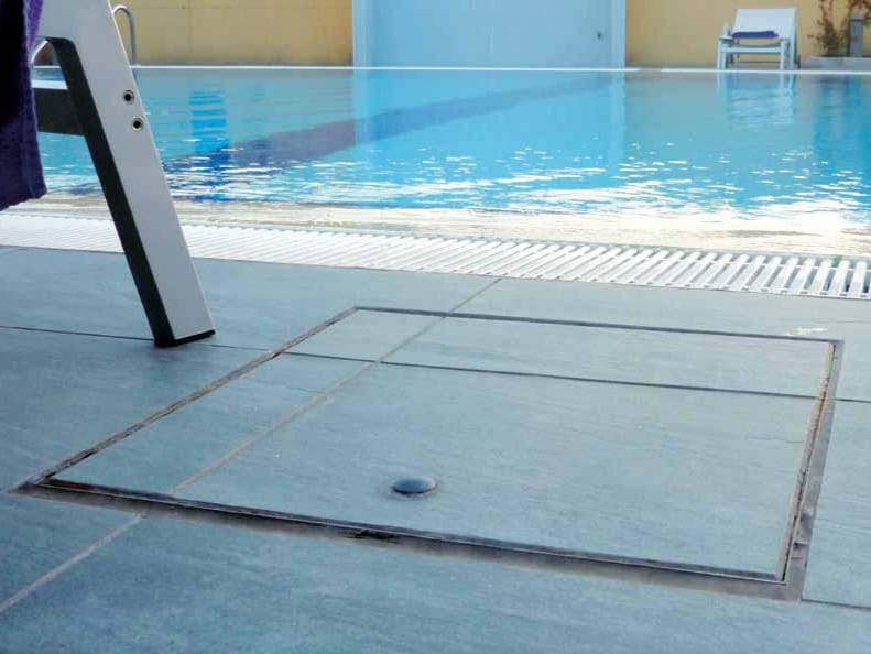 Крышка люка и решетка для гидросанитарной установки GRIDIRON INOX ARCH-00030676