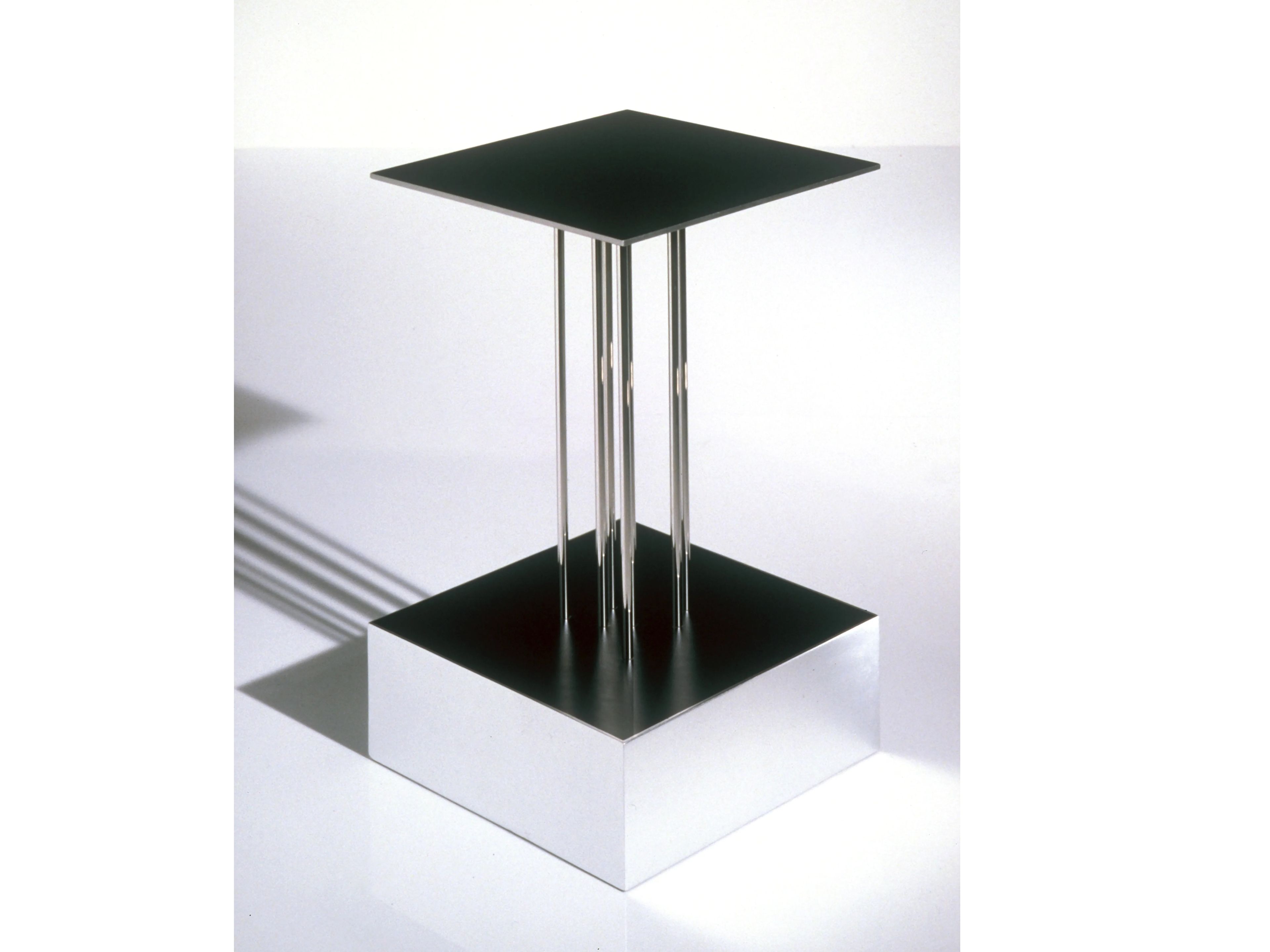 Квадратный стол из стали и дерева OAK Ettore Sottsass Limited Edition ARCH-00138946