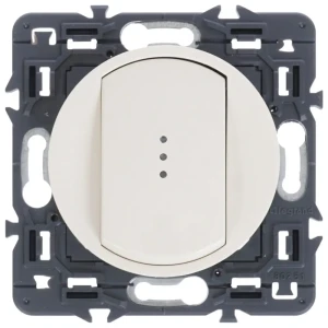 Выключатель проходной Legrand Celiane, 1 клавиша, с подсветкой, цвет бежевый