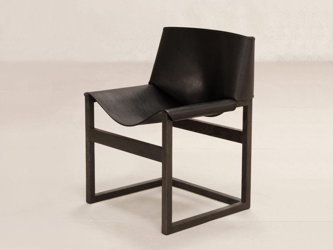 Стул из дерева и кожи Phantom Hands Джеффри Бава ARCH-00108345