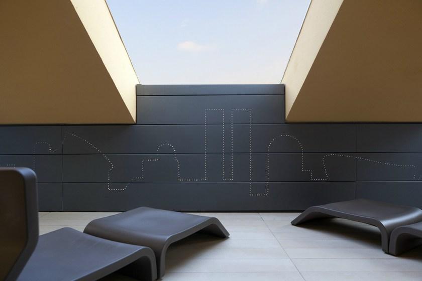 VMZINC Вентилируемый фасад из титан-цинка с ламелями sun-id-1390022 - Вид №22