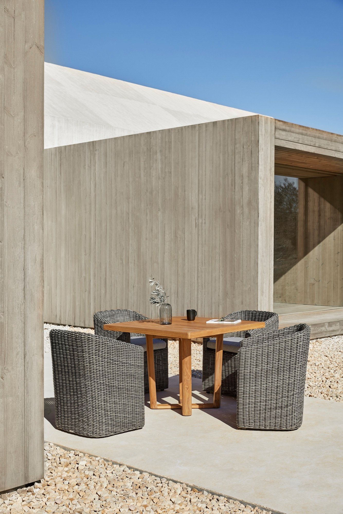 Квадратный стол из тикового дерева POINT Heritage ARCH-00053632 - Вид №1