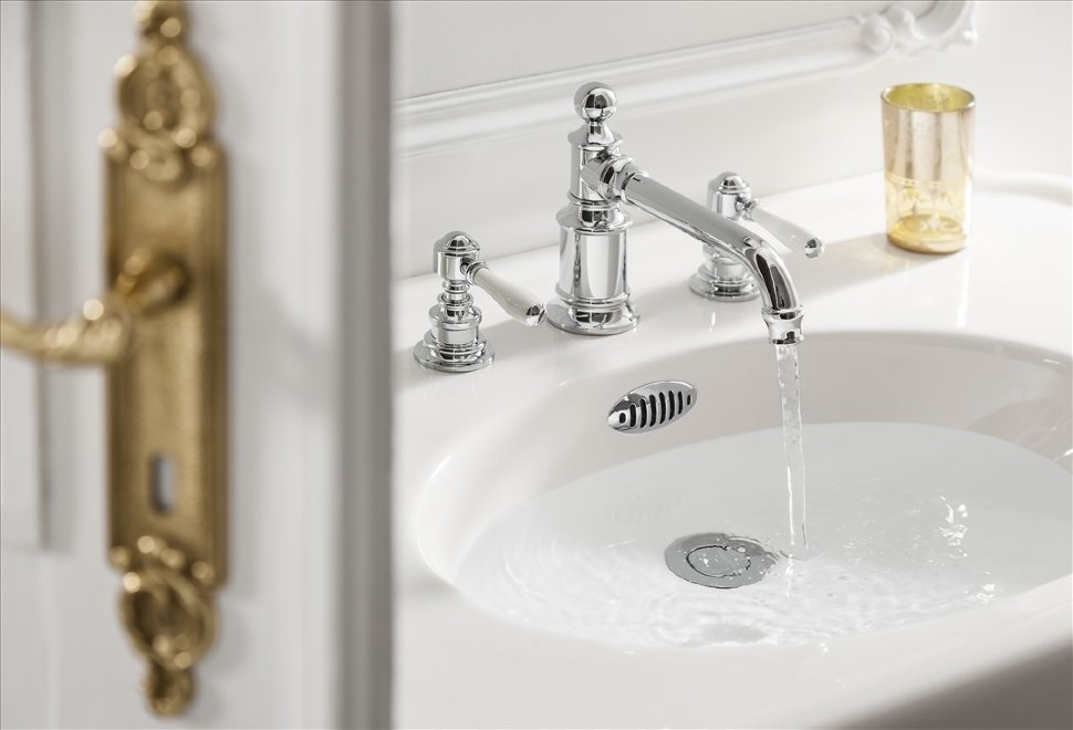 Смеситель для раковины, 3 отв, ручки - леверы белые, хром [ARC15 CHR + ARC65 CHR] Arcade Burlington ARC15 CHR, ARC65 CHR - Вид №4