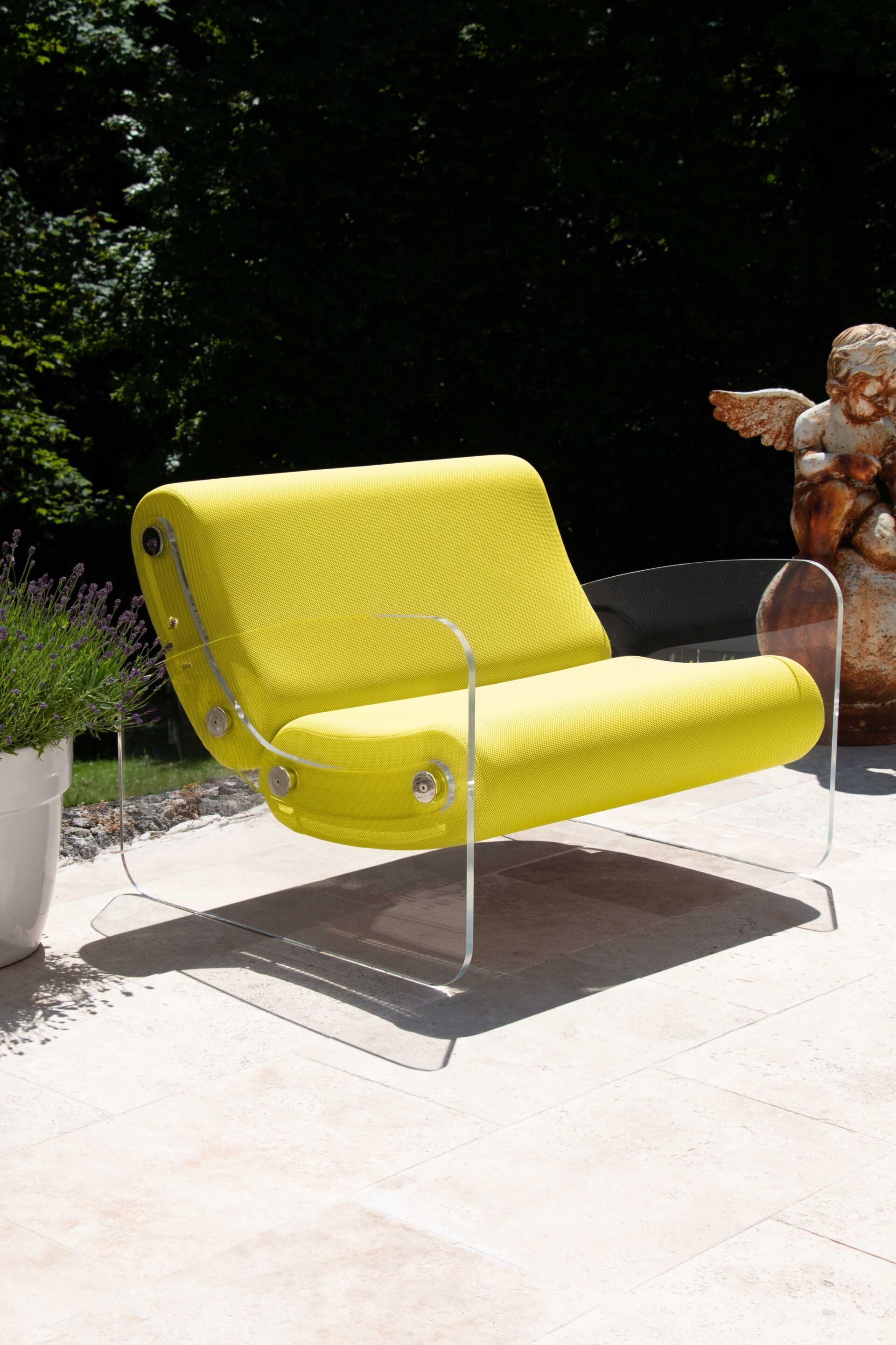 Кресло из ПММА и ткани с подлокотниками KUUMO MW03 ARCH-00143401 - Вид №4