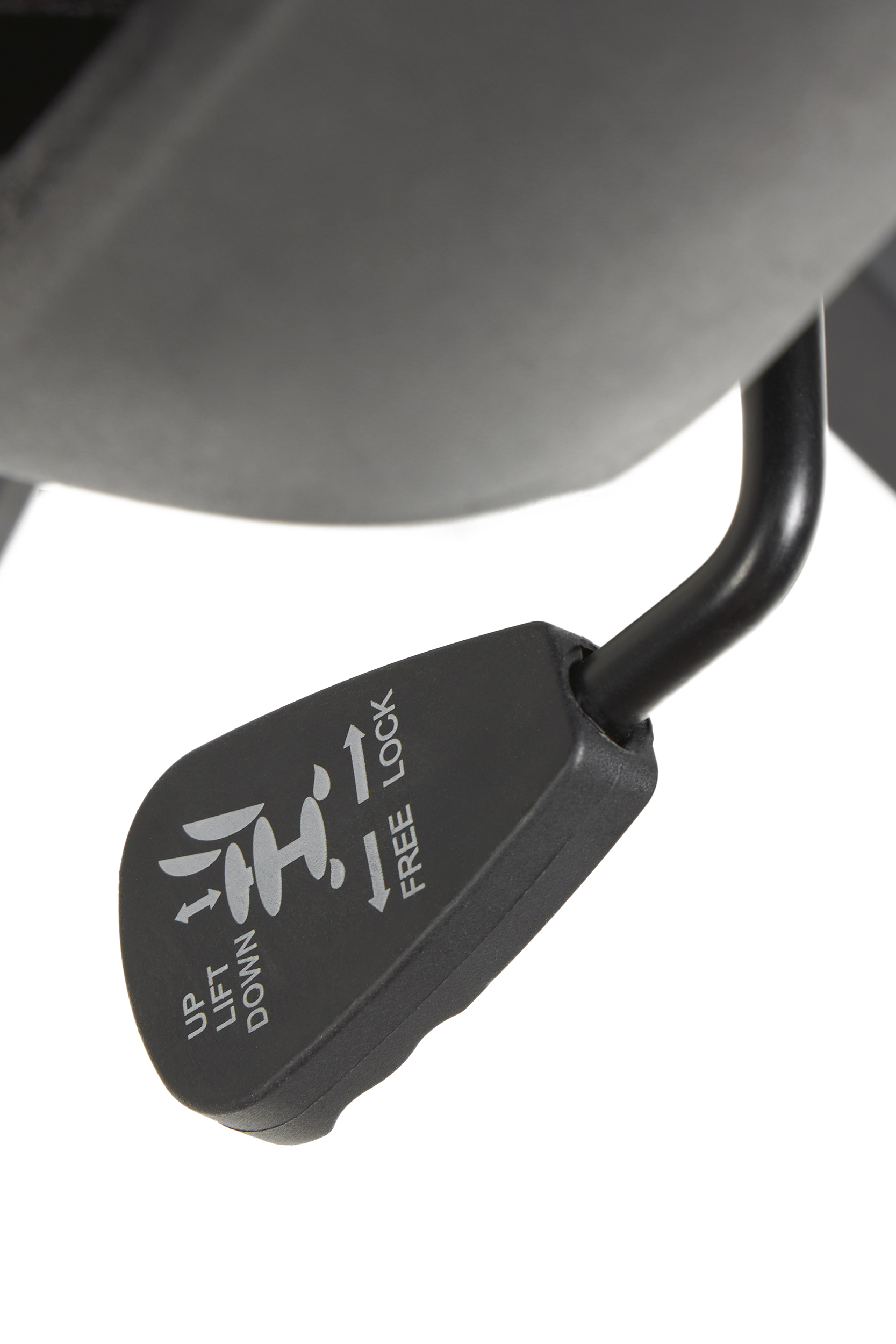 2000983227331 Офисное кресло nasia La forma  - Вид №1