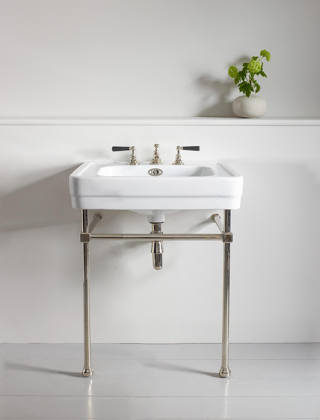 2-02-003 Малый и средний бассейн Soho на каркасе Soho The water monopoly