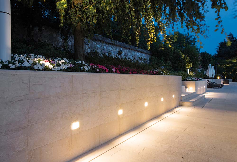 5004869 Светильник встраиваемая в стену / Наружнее освещение Platek SPY LARGE  SPY LARGE - LED 4000K Asymmetrical  - Вид №3