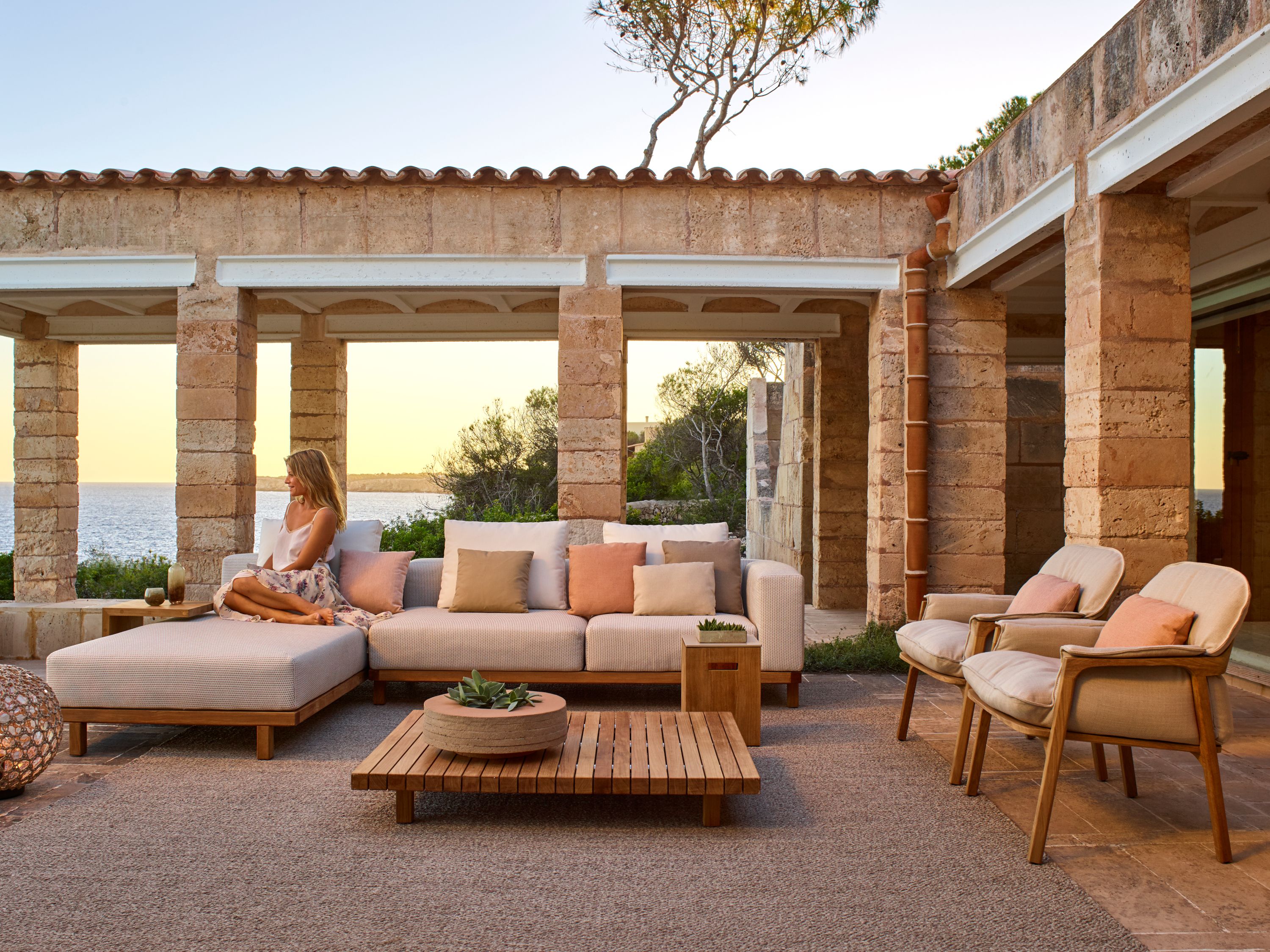 Кресло с подлокотниками из ткани TRIBÙ Nomad ARCH-00137121 - Вид №3