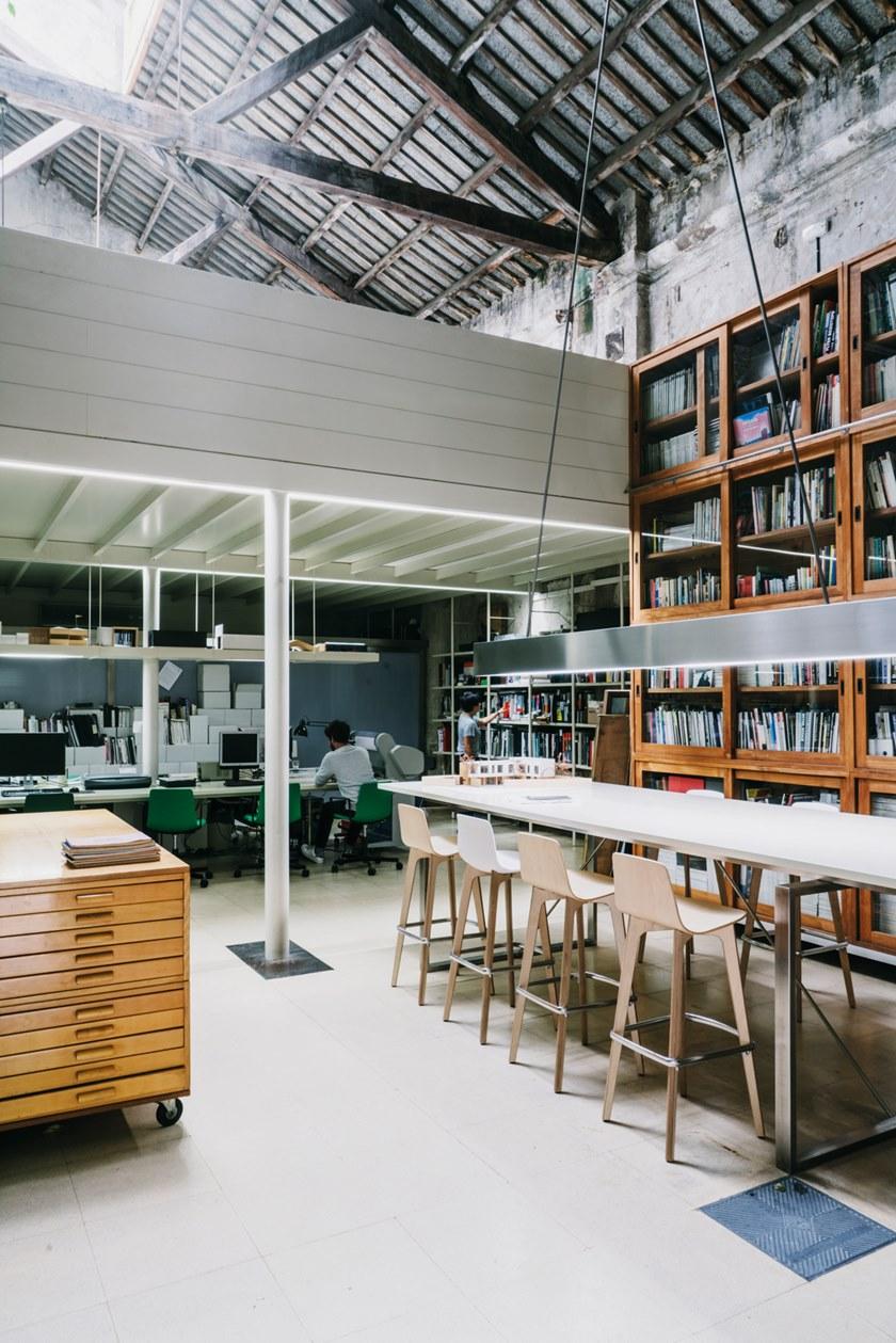 ENEA Высокий деревянный табурет со спинкой Lottus wood sun-id-1429751 - Вид №3