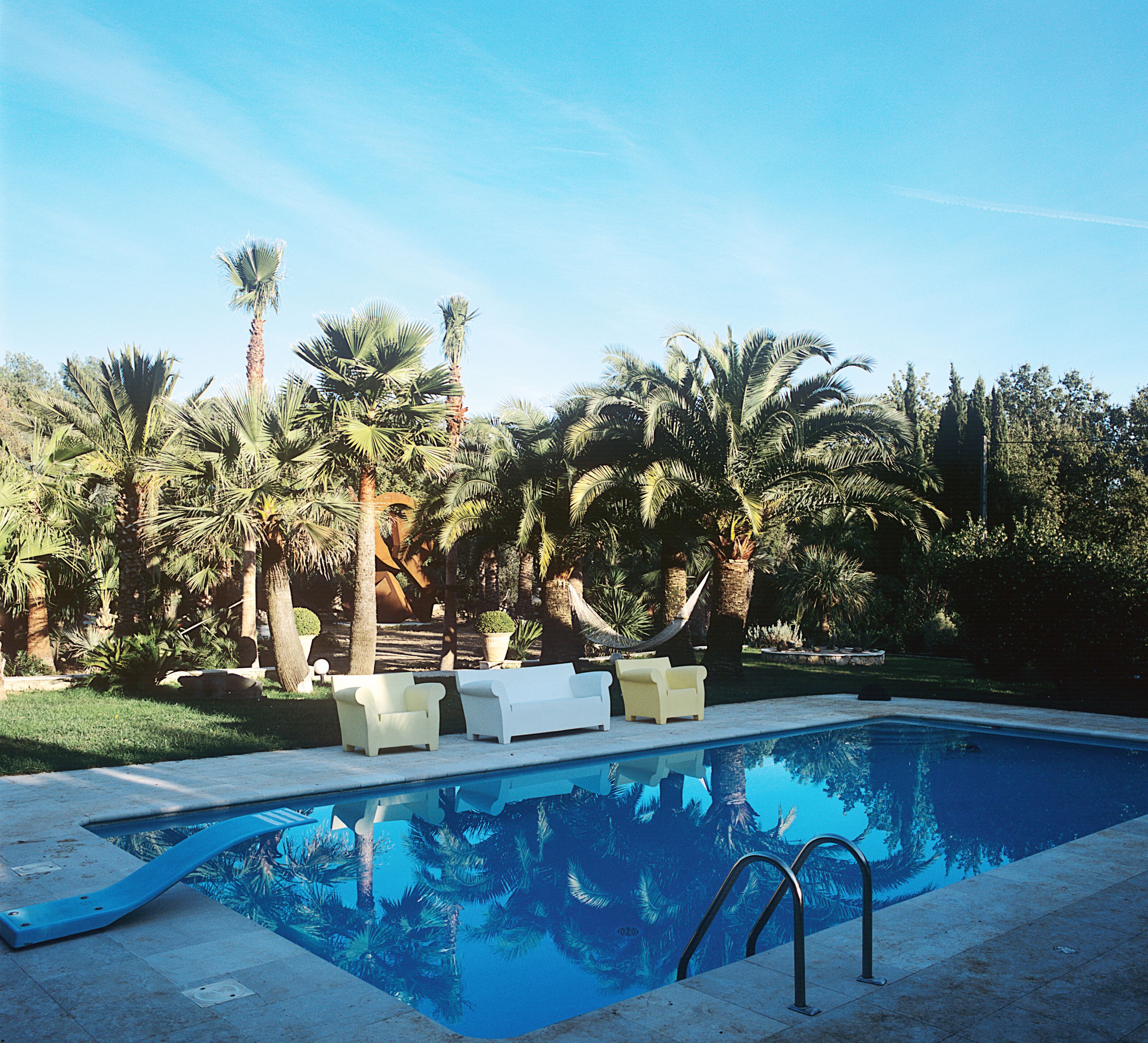 Полиэтиленовое садовое кресло с подлокотниками Kartell Bubble ARCH-00137531 - Вид №14