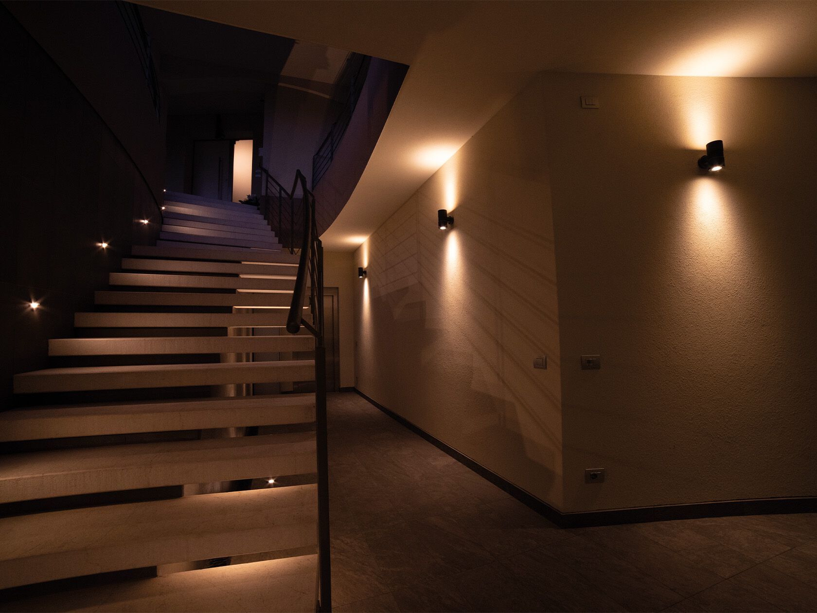 Алюминиевый светодиодный наружный настенный светильник [LND] общие ARCH-00121505 - Вид №3