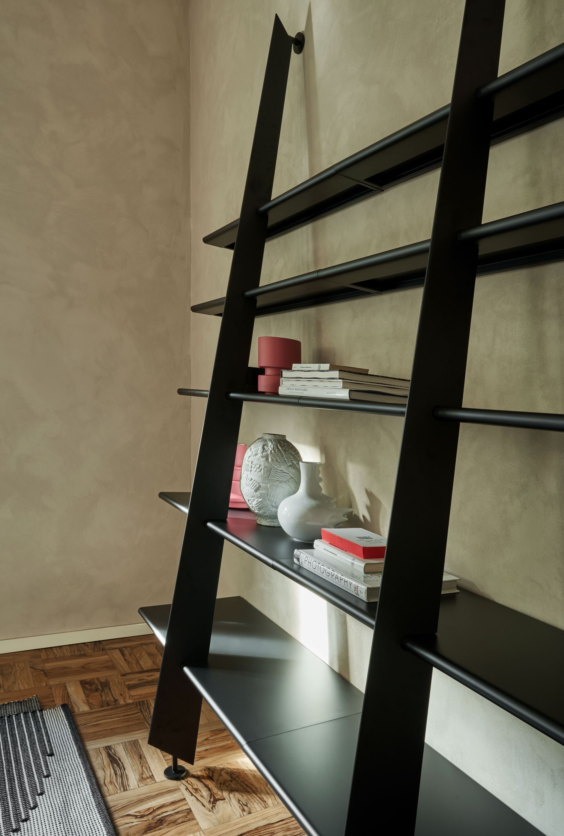 Книжный шкаф из листового металла BALERI ITALIA MACGEE ARCH-00007869 - Вид №5