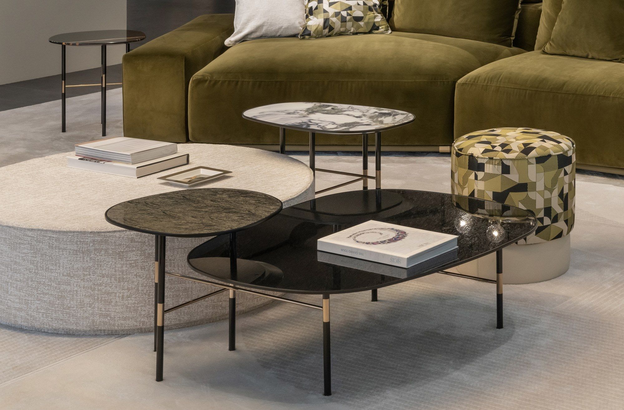 Овальный журнальный столик с Витритовой столешницей Sicis JUPITER ARCH-00072124 - Вид №1