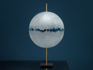 Светодиодная настольная лампа из стекловолокна