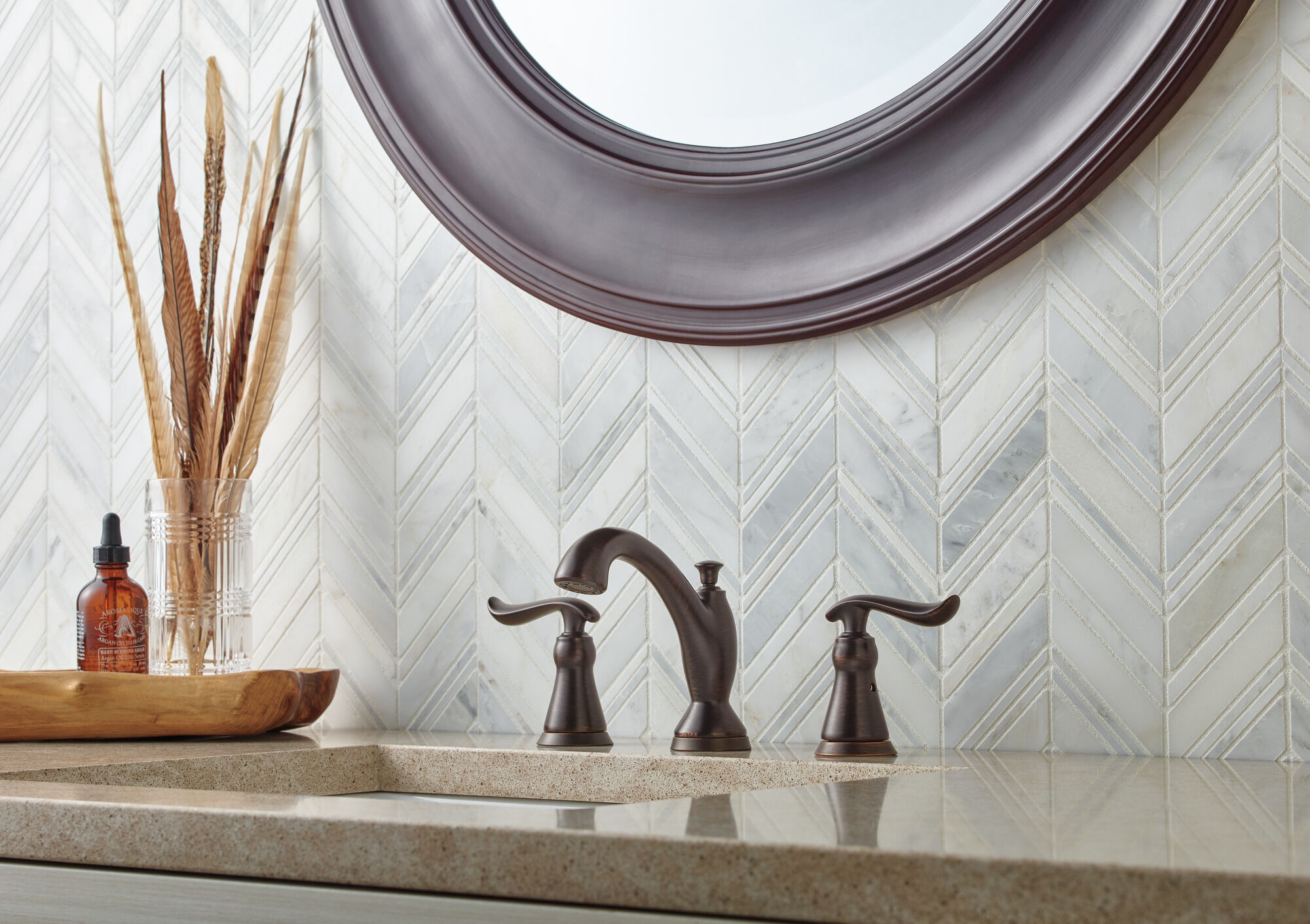 3594-RBMPU-DST Смеситель для ванной комнаты с двумя ручками Delta Faucet Linden Венецианская бронза  - Вид №4