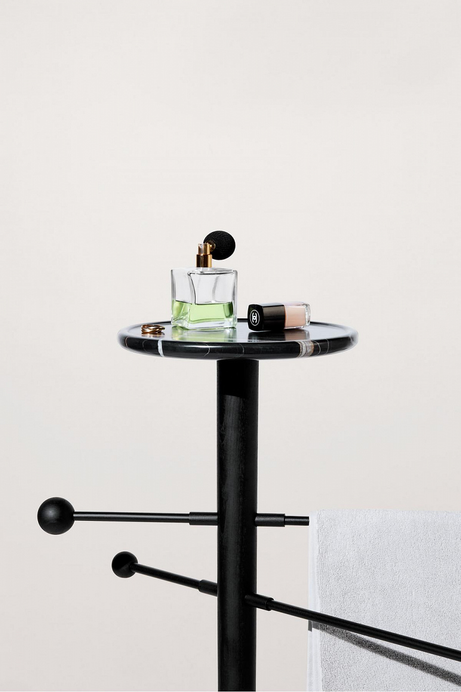 072267 Вешалка Lavanda черная Nomon Momentos  - Вид №1