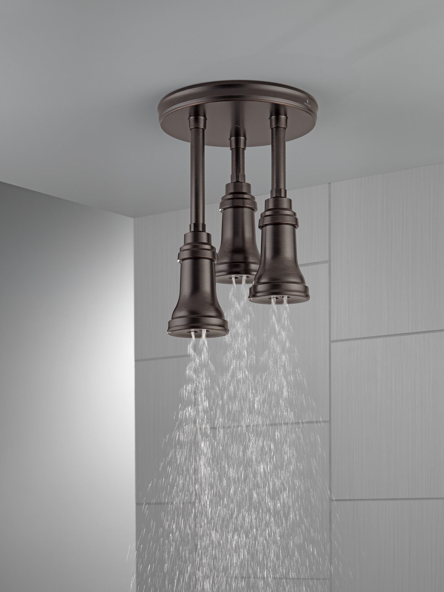 57190-RB25 H2Okinetic® Подвесная душевая лейка Raincan Delta Faucet Universal Showering Венецианская бронза  - Вид №3