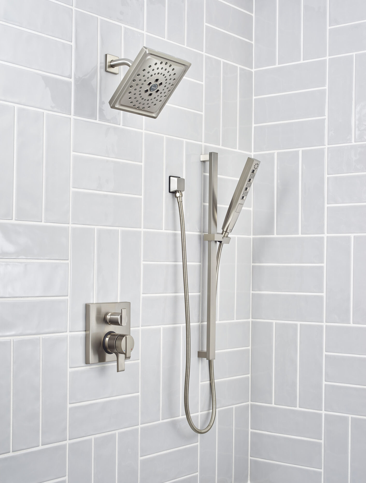 Спрей для тела HydraChoice® - Массажная распылительная головка H2Okinetic® Delta Faucet SH5005-SS - Вид №6