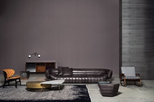 Кожаный диван