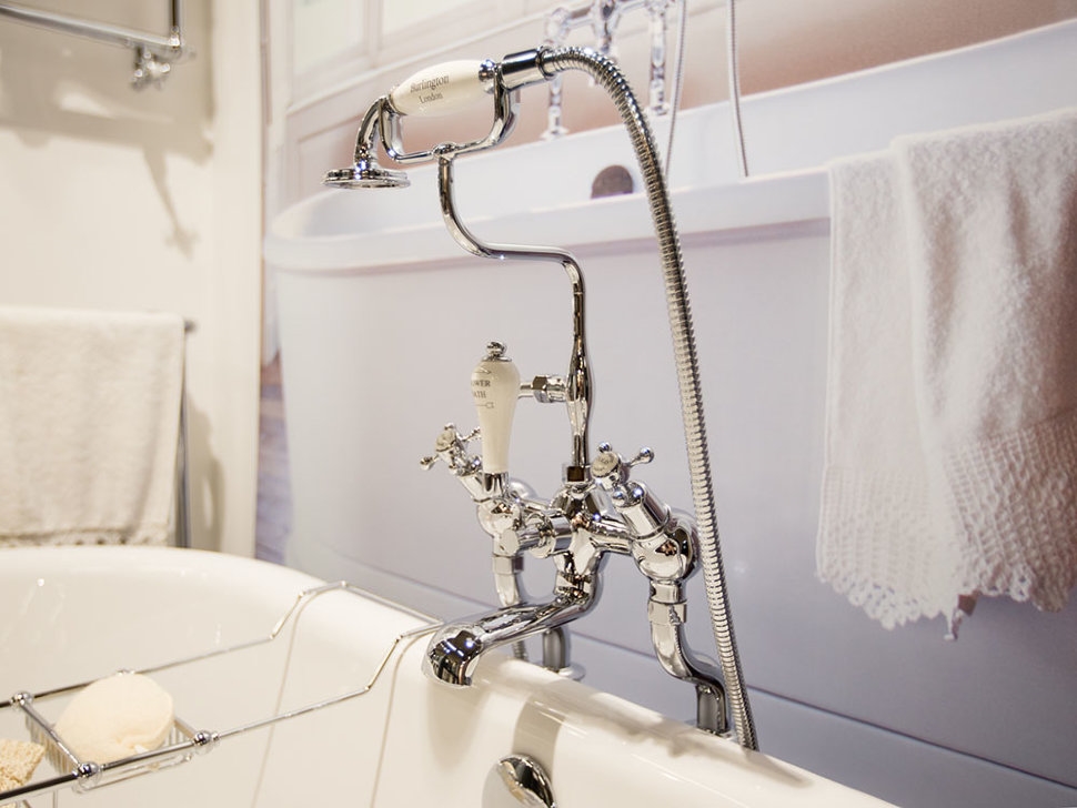 Смеситель для ванны "под наклоном" и ручным душем, набортный [CL19 BLA]  Burlington T9-QT BLA, T18, T1 BLA  - Вид №3