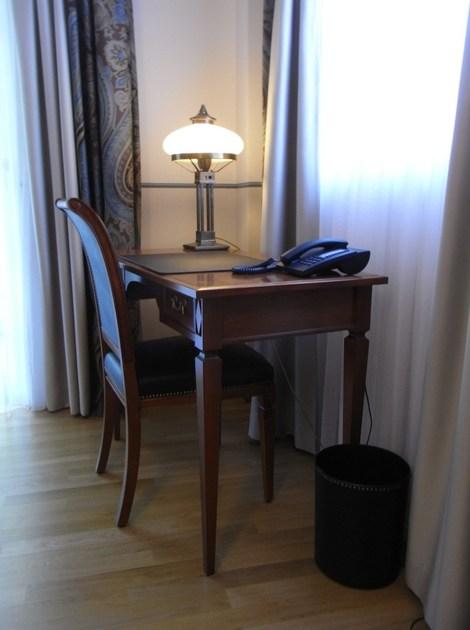 Patinas Lighting Настольная лампа из латуни ручной работы Zürich Zurich sun-id-1494271 - Вид №3