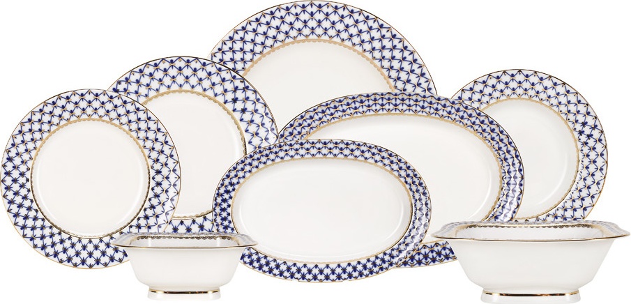 10535401 Императорский фарфоровый завод Сервиз столовый ИФЗ "Кобальтовая сетка" на 6 персон 24 предмета, ф.Молодежная Фарфор твердый 