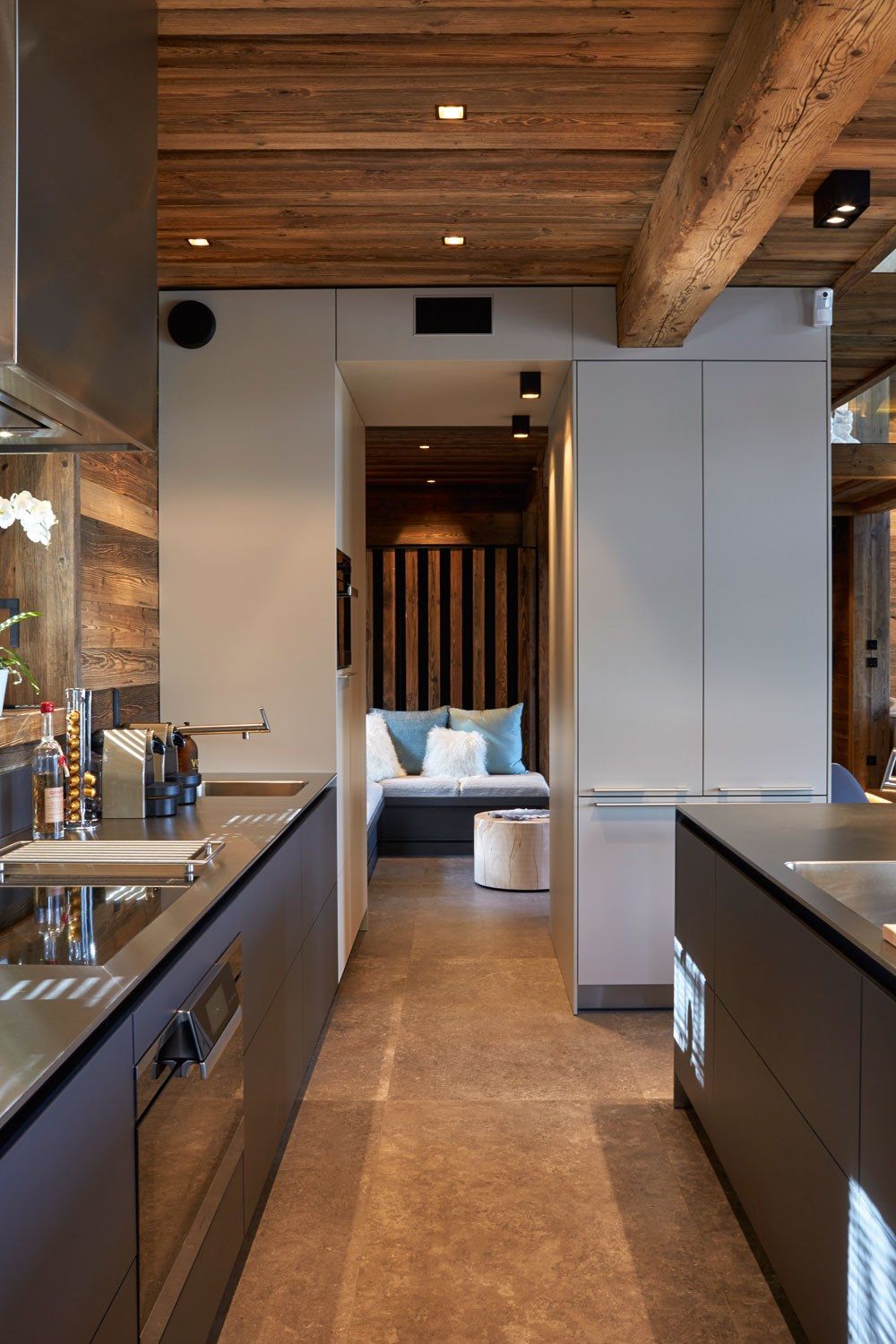 Несколько потолочных светодиодных прожекторов Deltalight Grid On ARCH-00099165 - Вид №2