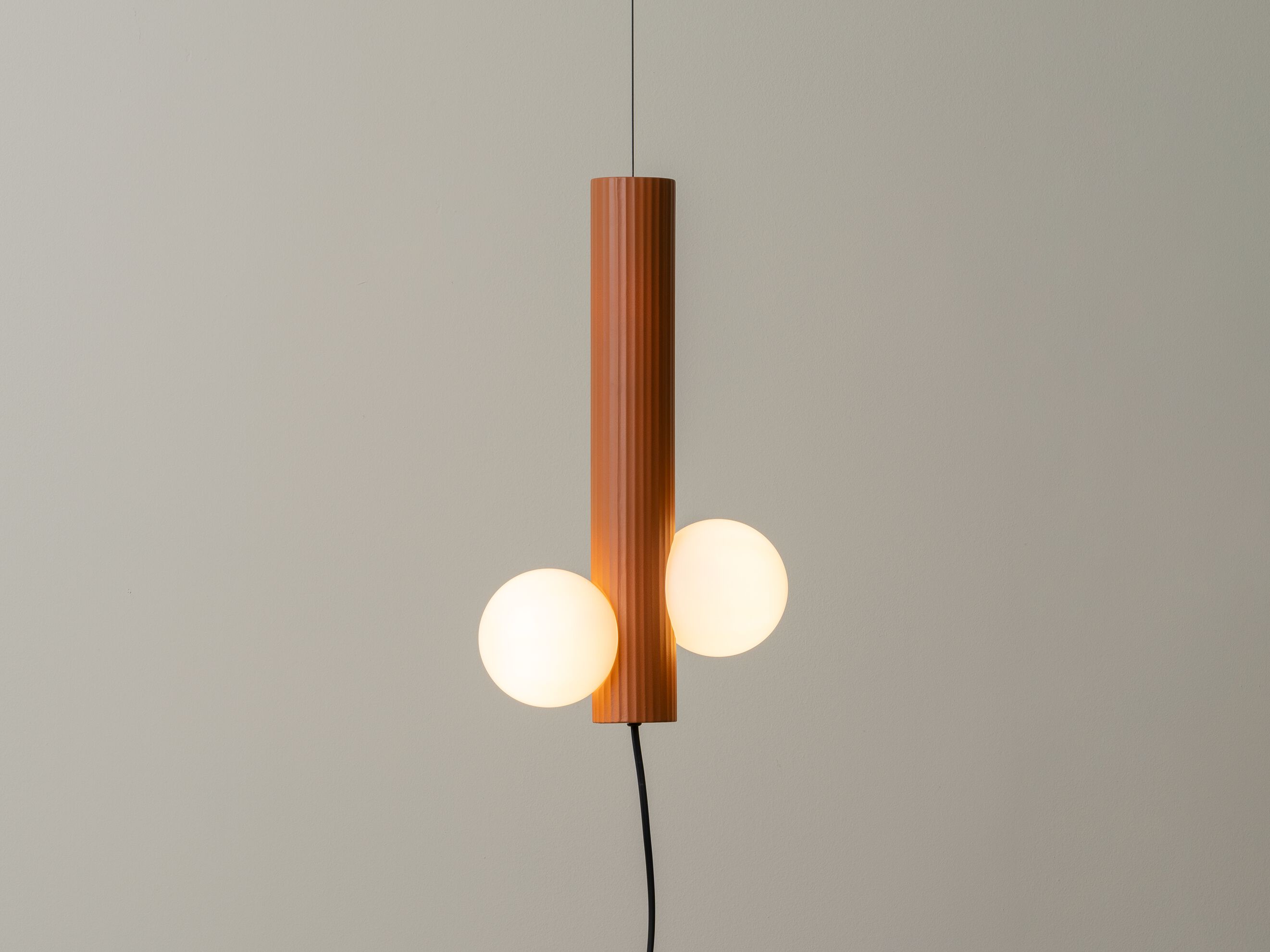 Светодиодная подвесная лампа с розеткой Milan Iluminacion LAND ARCH-00127959