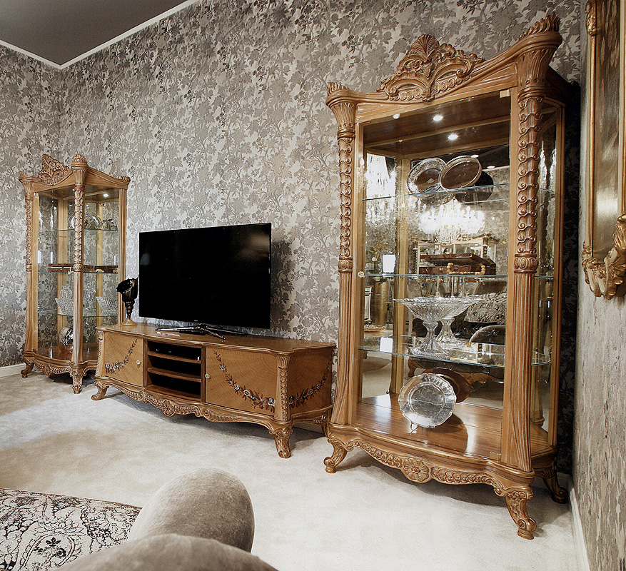 Витрина  EZIO BELLOTTI 1268  - Вид №1