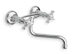 Настенный кухонный кран с поворотным изливом