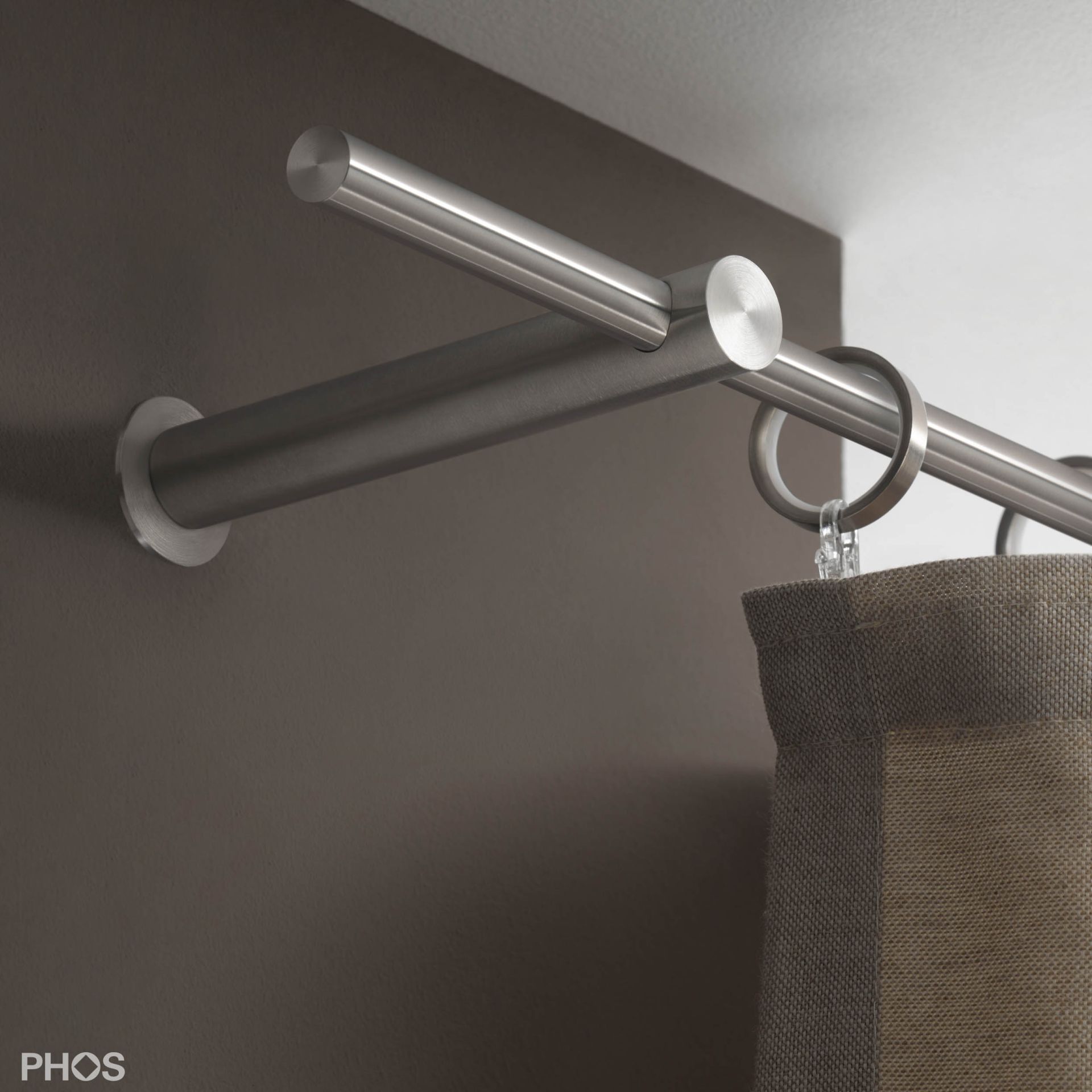 VS20-140-3800 Комплект карнизов: 380 см с 2 держателями и 1 держателем карниза в качестве центральной опоры (большое расстояние от стены) PHOS 