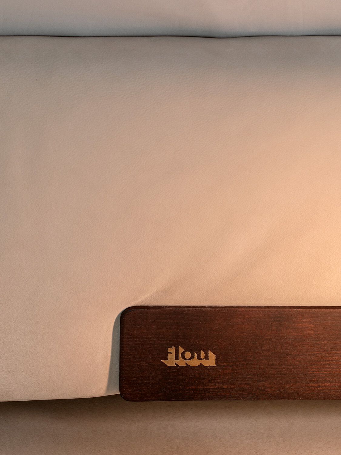 Двуспальная кровать с мягкой подкладкой Flou ELIA ARCH-00043087 - Вид №10