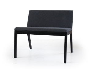 Мягкая скамейка из массива дерева