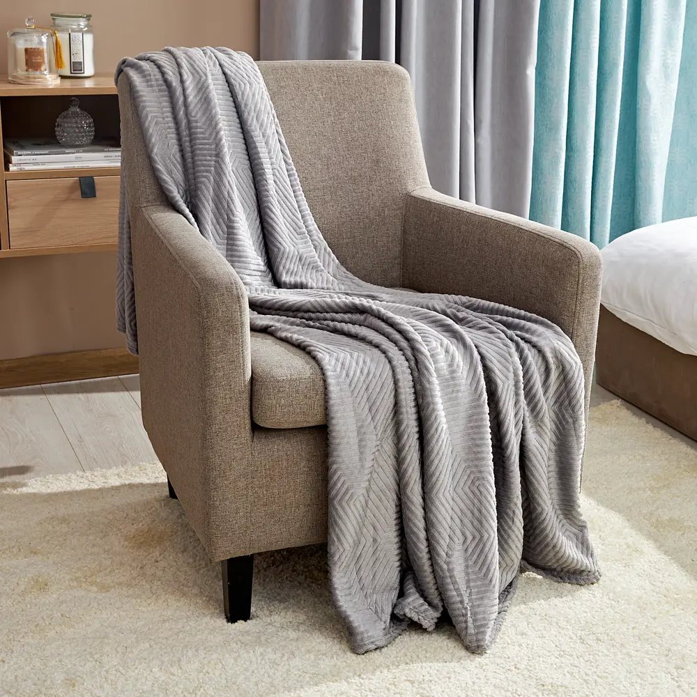 Плед Berta 150x200 см жаккард цвет серый СТОЛИЦА ТЕКСТИЛЯ STLM-2151449