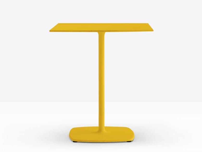 Металлический стол Pedrali STYLUS 5400 ARCH-00136868