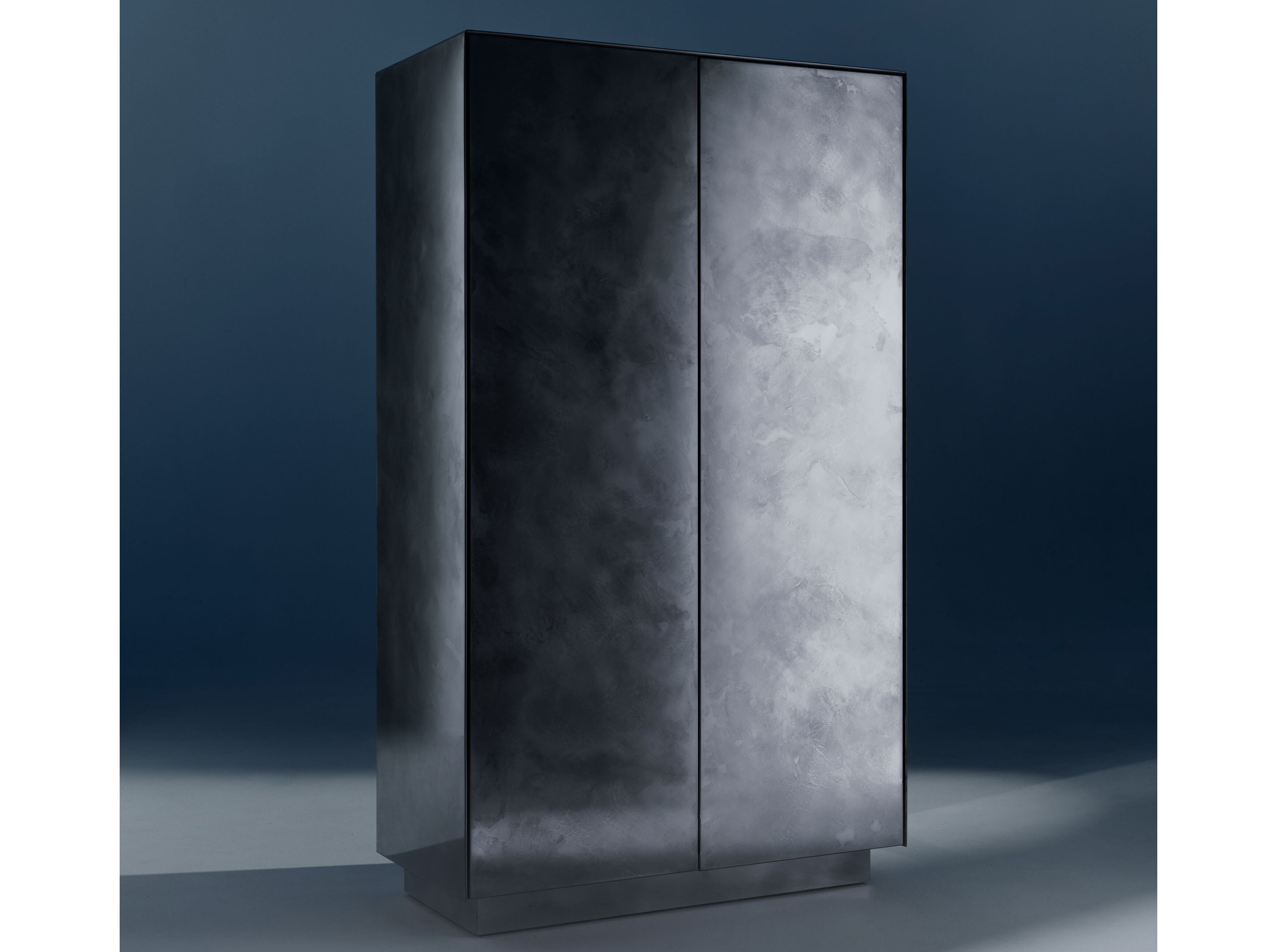 Шкаф из нержавеющей стали с распашными дверями DE CASTELLI Iridium Edition ARCH-00061918