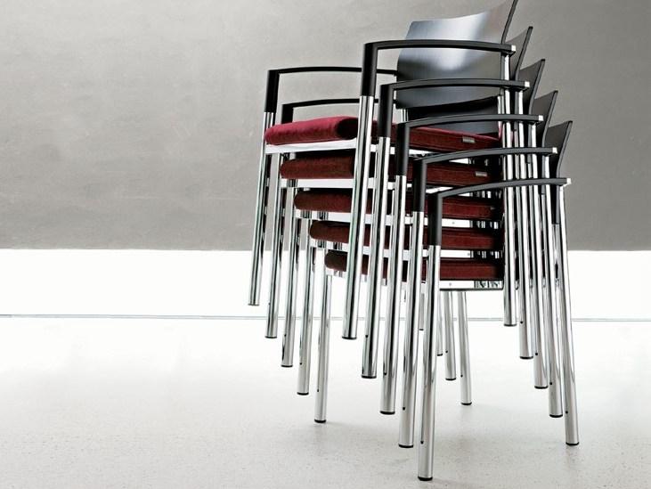 Wiesner-Hager Штабелируемый стул для конференций из ткани с подлокотниками Aluform_3 6431 - Вид №1