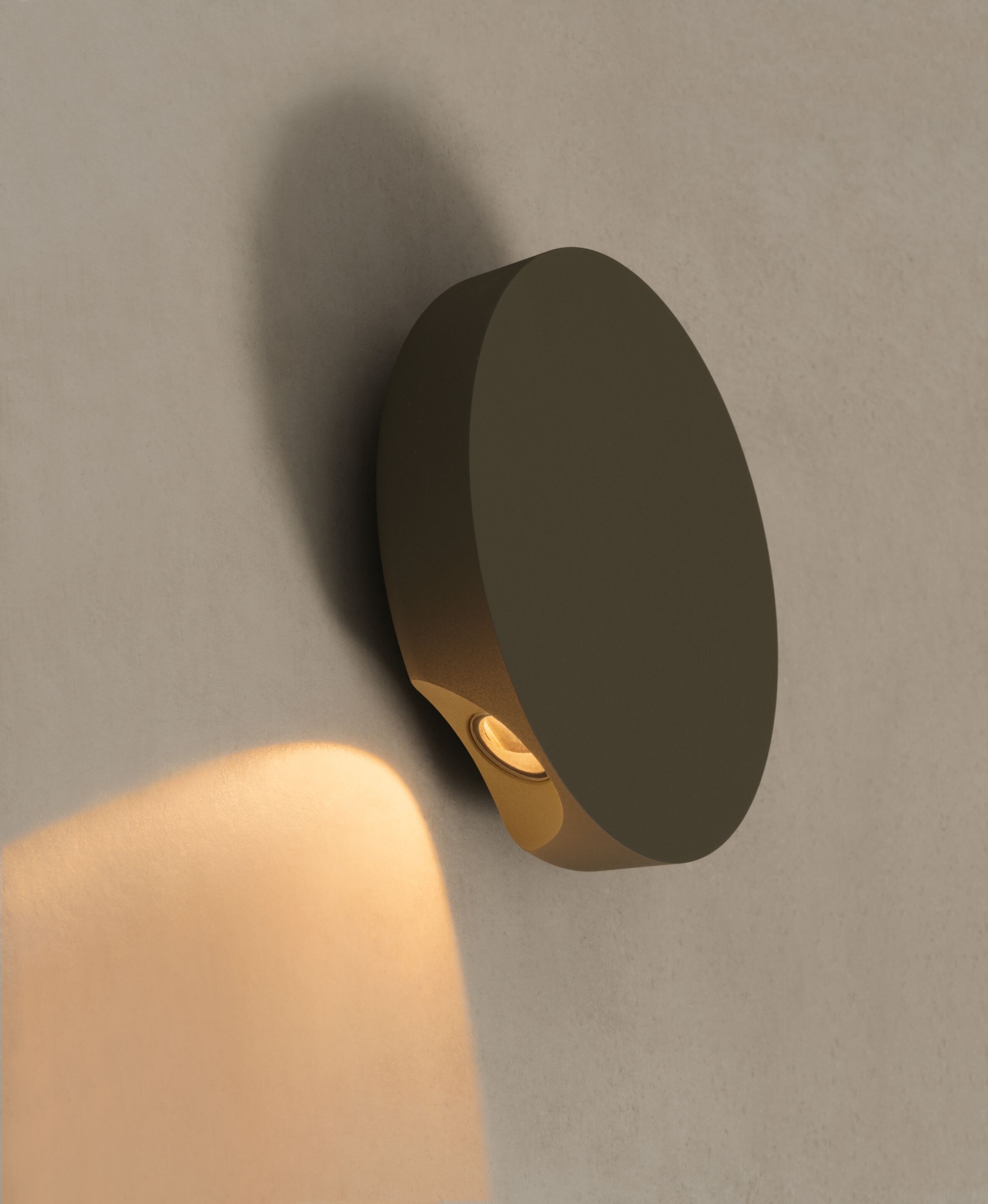 Алюминиевый светодиодный наружный настенный светильник Vibia Dots Outdoor ARCH-00108093 - Вид №6