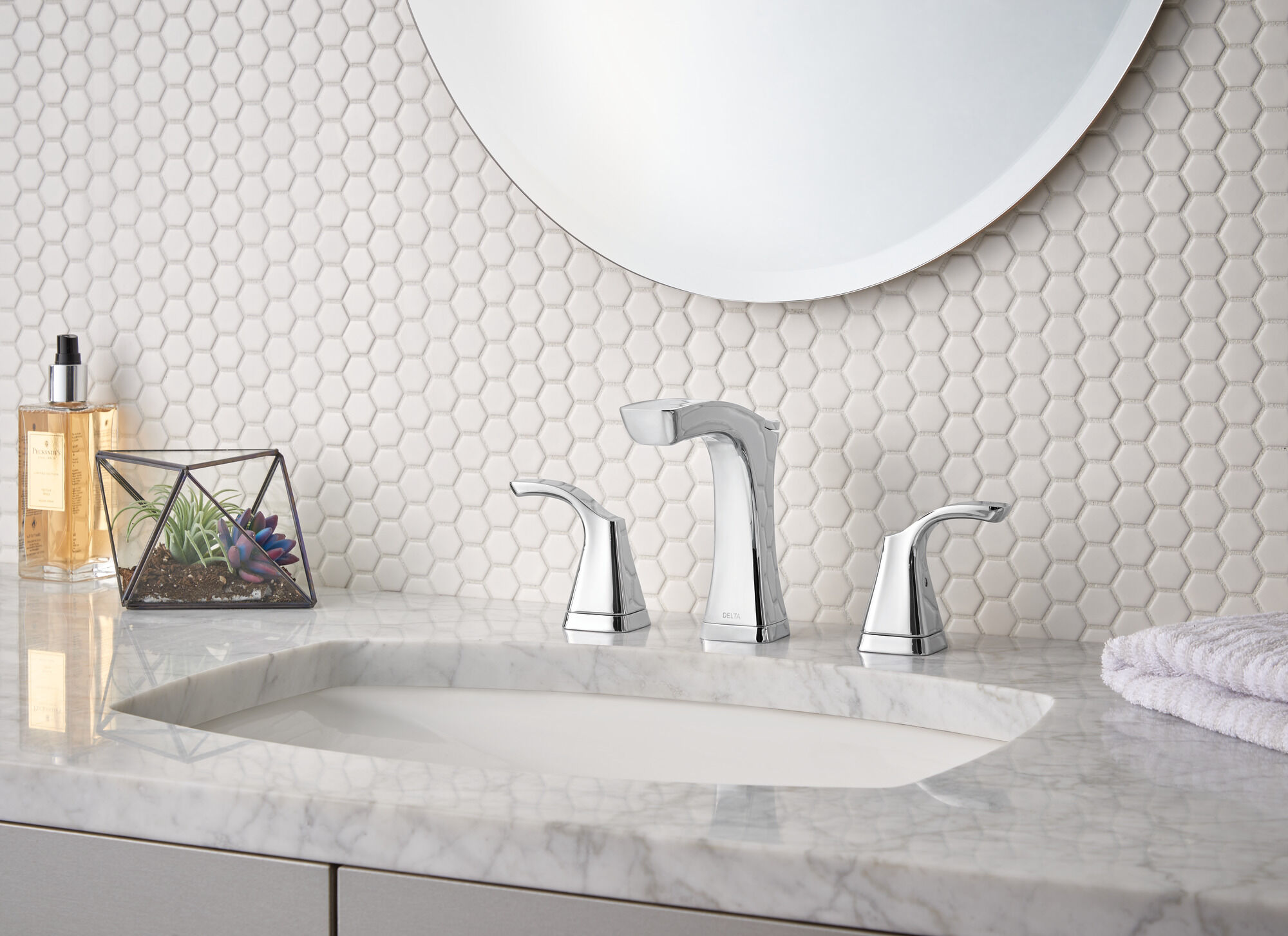 3552-MPU-DST Смеситель для ванной комнаты с двумя ручками - металлический всплывающий Delta Faucet Tesla Хром - Вид №1