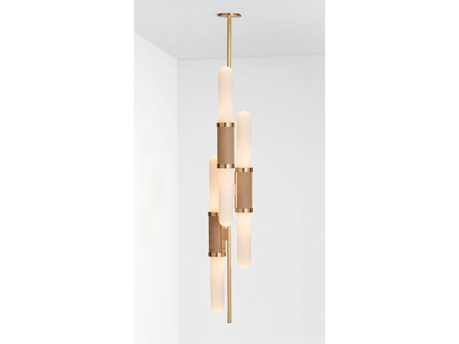 Затемняемый светодиодный подвесной светильник Articolo Studios Scandal ARCH-00035748