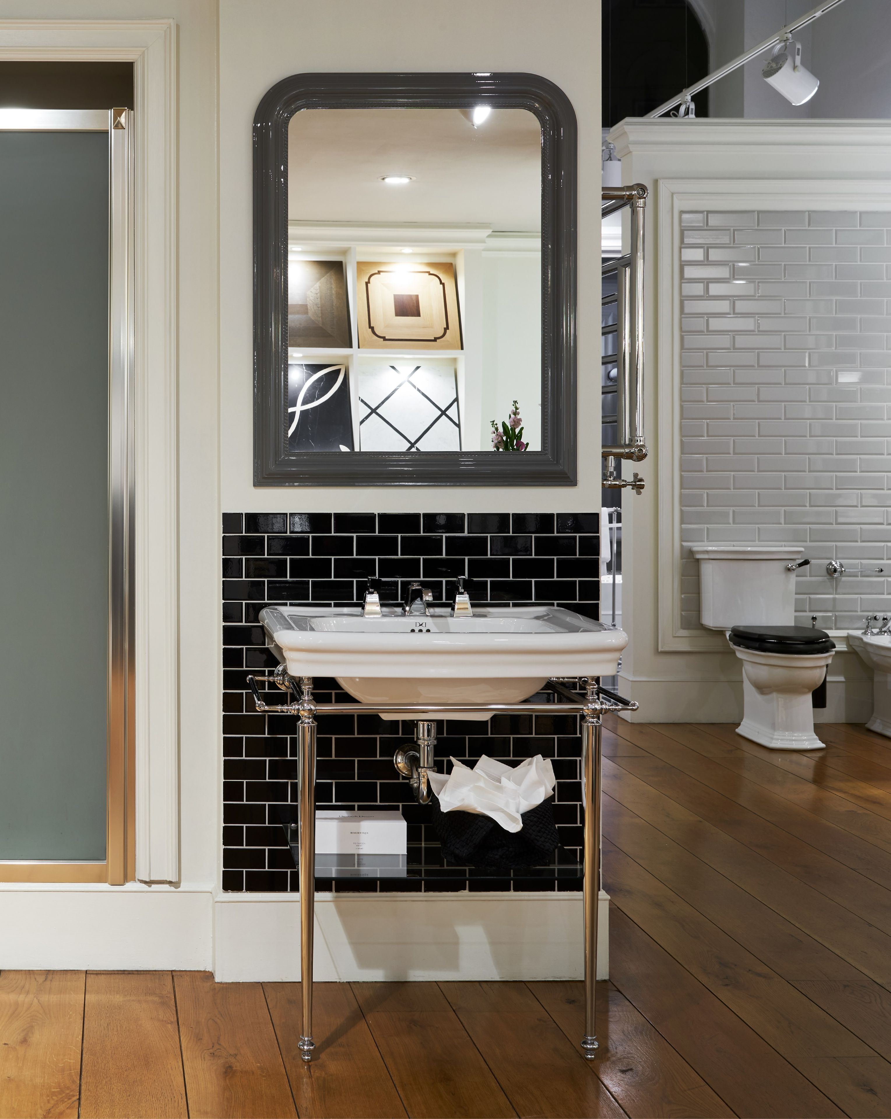 Консольный умывальник с держателем для полотенец Devon&Devon ETOILE ARCH-00057618 - Вид №3