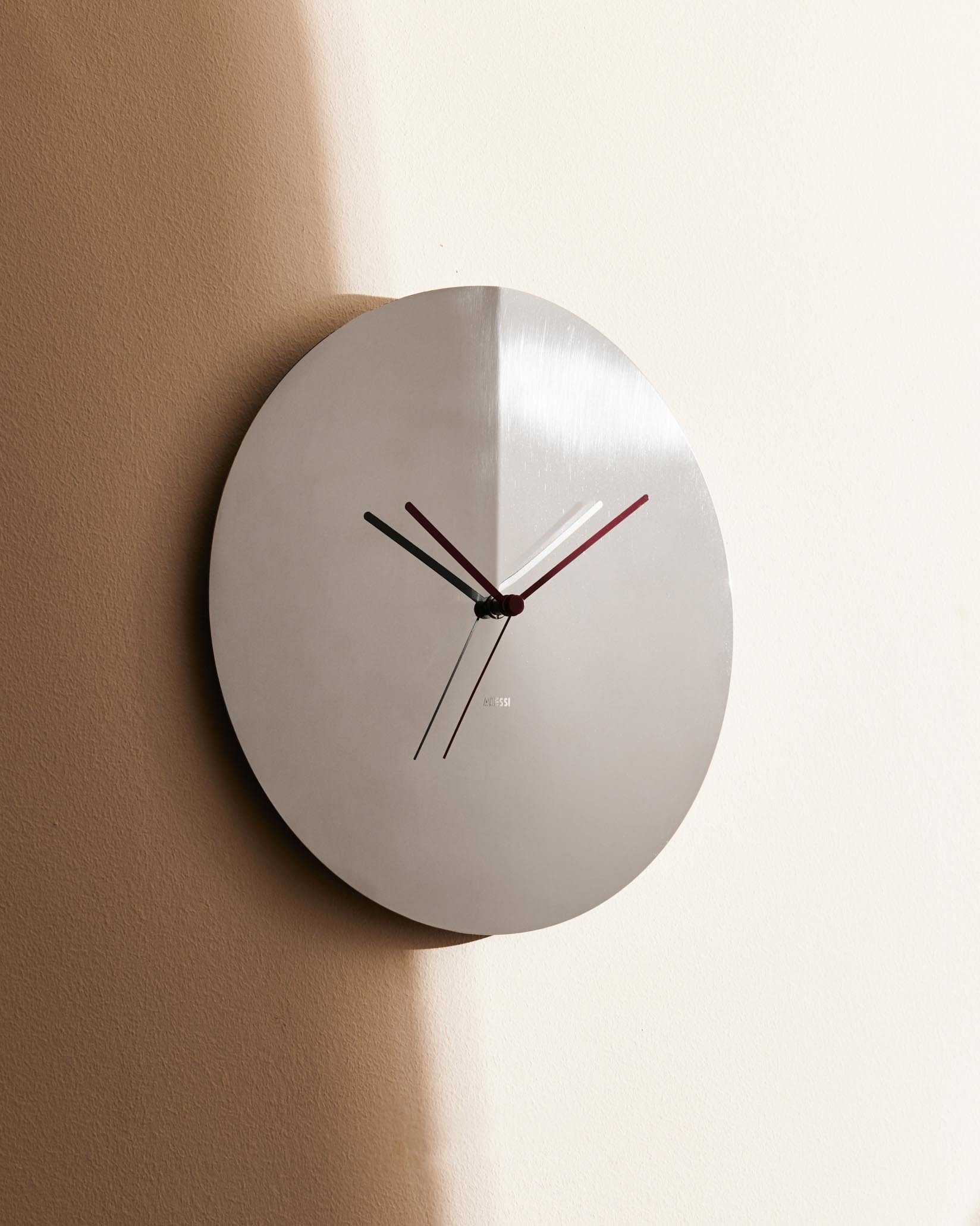 Настенные часы Alessi Arris ACO05 - Вид №2