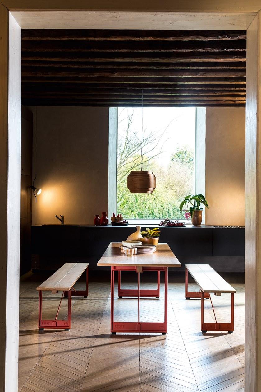 Magis Скамейка из массива дерева и чугуна Brut sun-id-1475973 - Вид №1