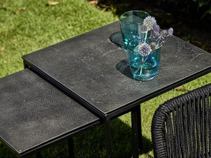 Квадратный алюминиевый журнальный столик