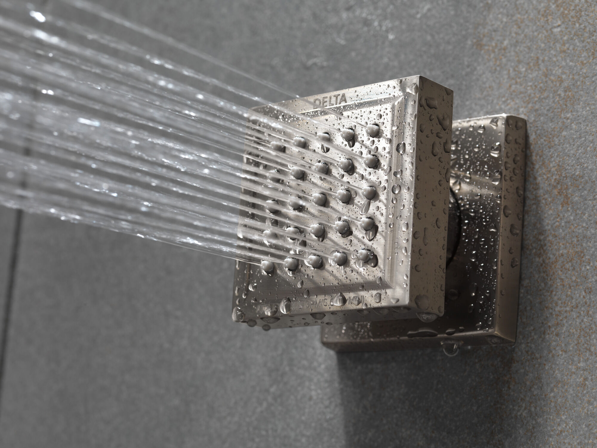 Спрей для тела для поверхностного монтажа Delta Faucet 50150-SS - Вид №5