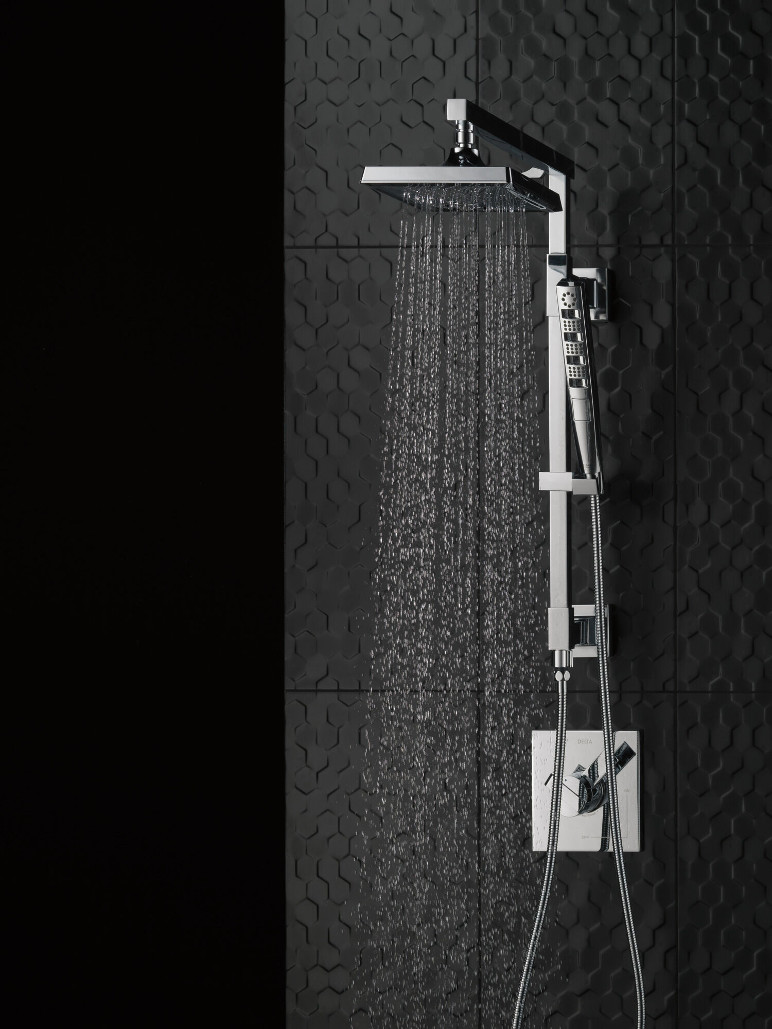 58410-KS Душевая колонна угловая 18 дюймов Delta Faucet Universal Showering Черный нержавеющий  - Вид №10